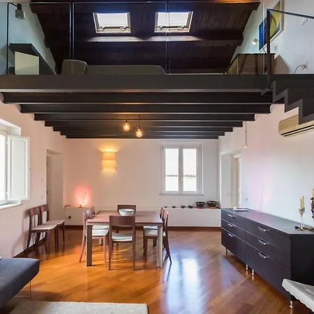 Apartment Palazzo Sambuca *