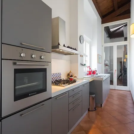 Appartamento Palazzo Sambuca *