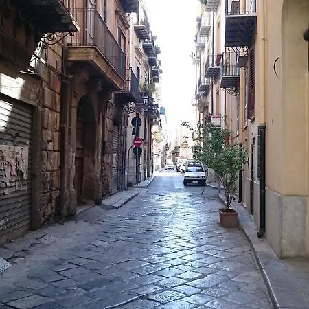 Appartamento Palazzo Sambuca Palermo